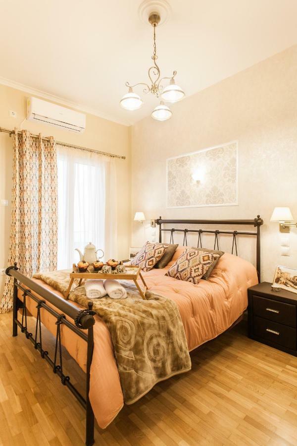 Modern Antique Private Rooms With Shared Bathroom Near To Acropolis Museum And Metro Station Aten Exteriör bild