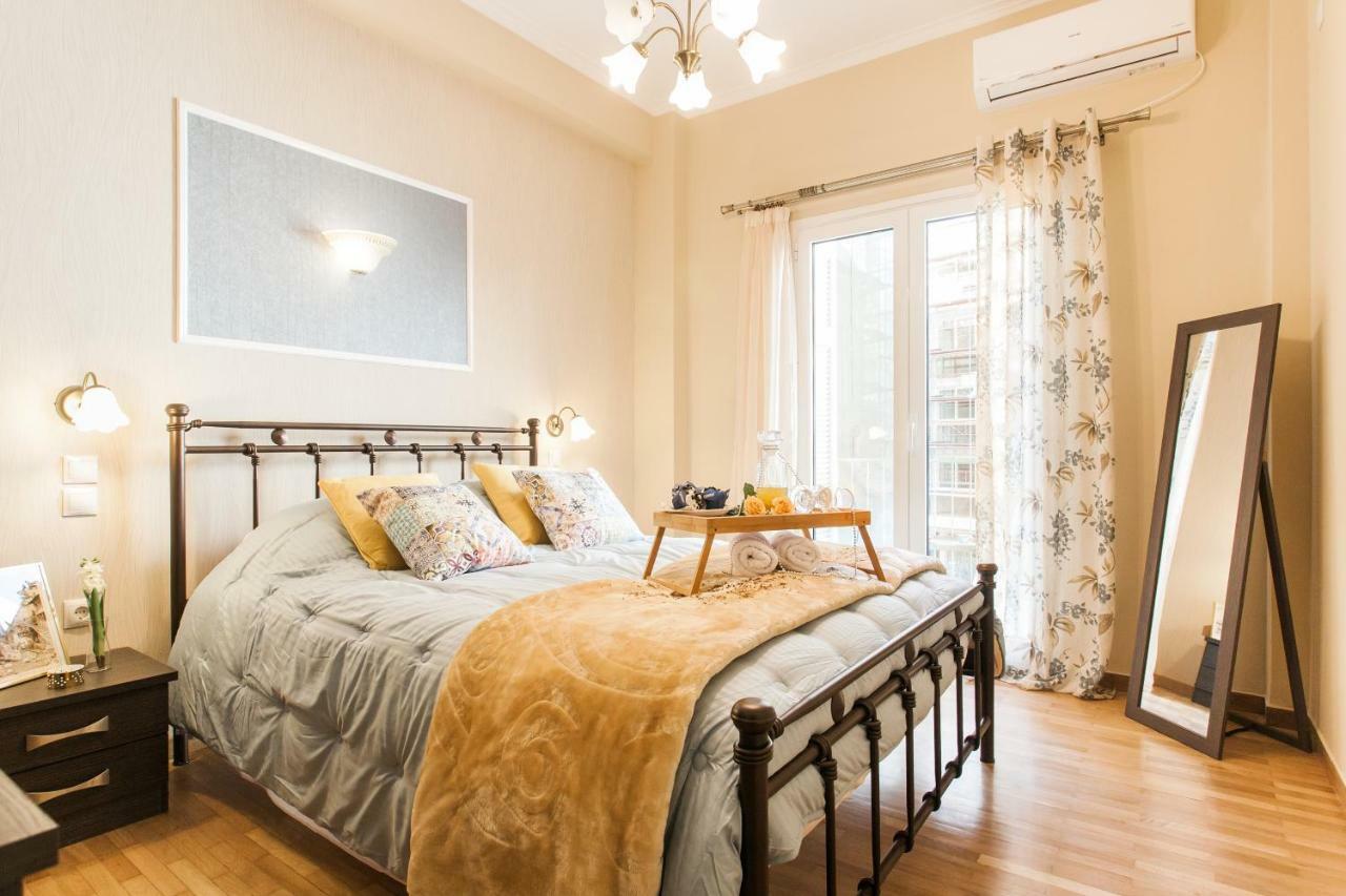 Modern Antique Private Rooms With Shared Bathroom Near To Acropolis Museum And Metro Station Aten Exteriör bild