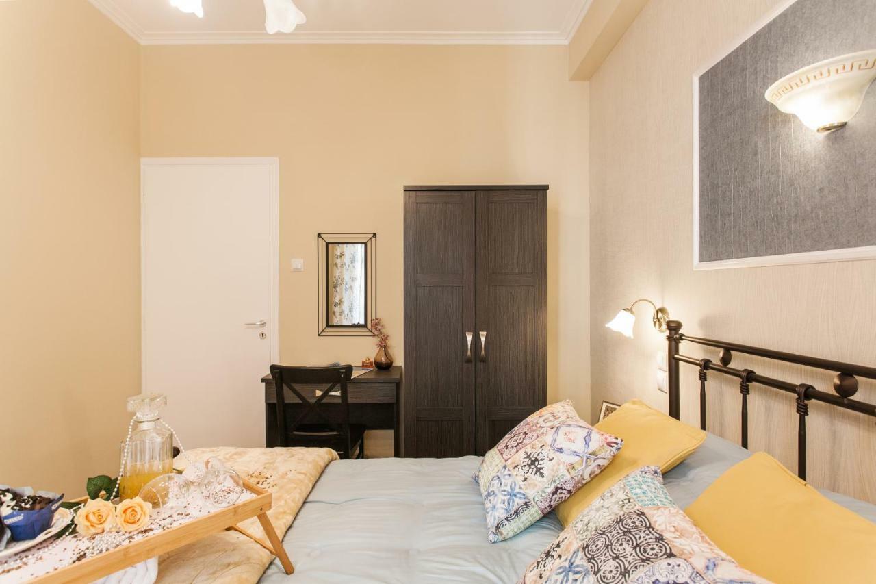 Modern Antique Private Rooms With Shared Bathroom Near To Acropolis Museum And Metro Station Aten Exteriör bild